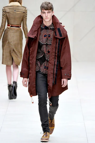 Look 36